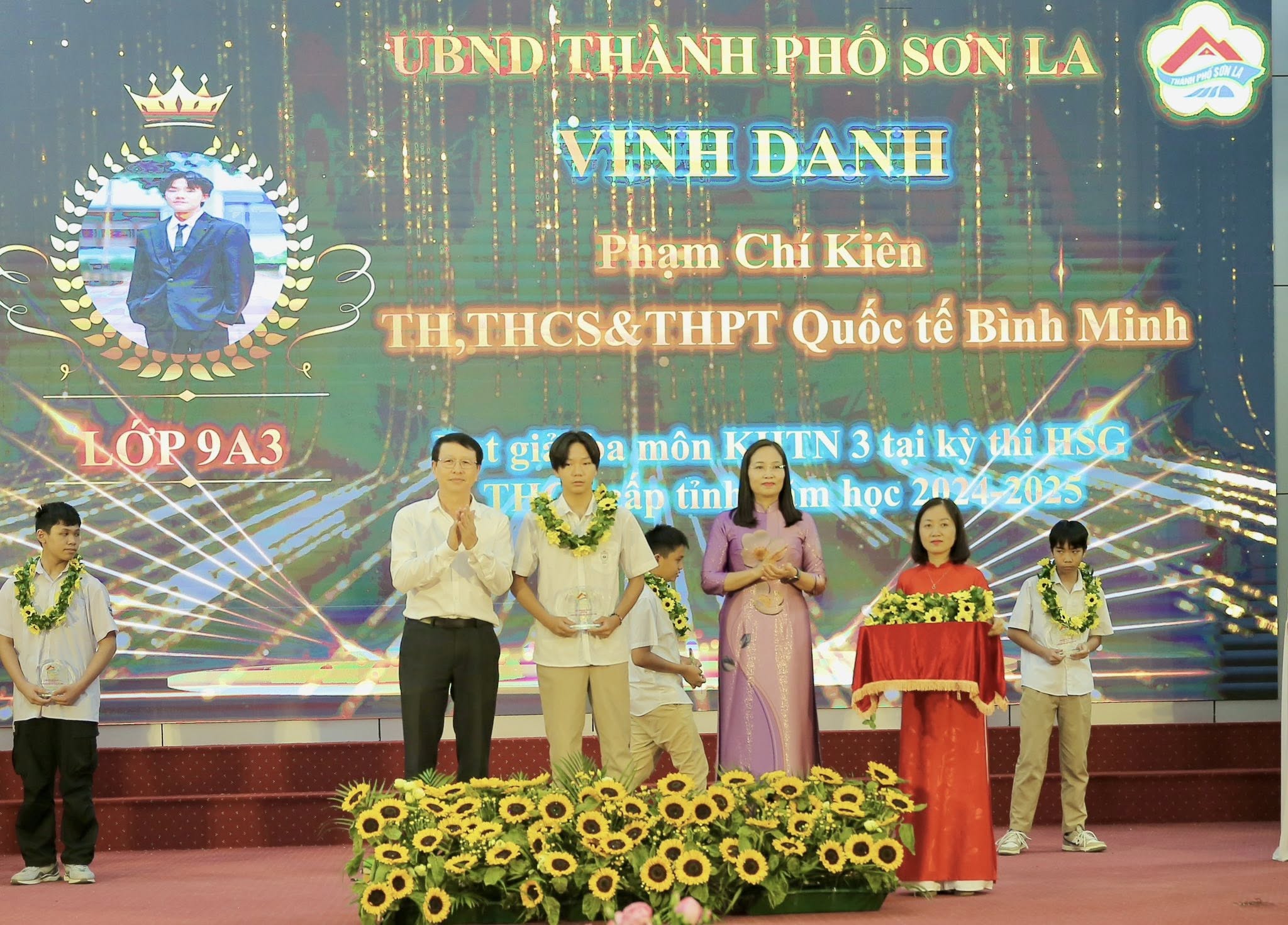 anh tin bai
